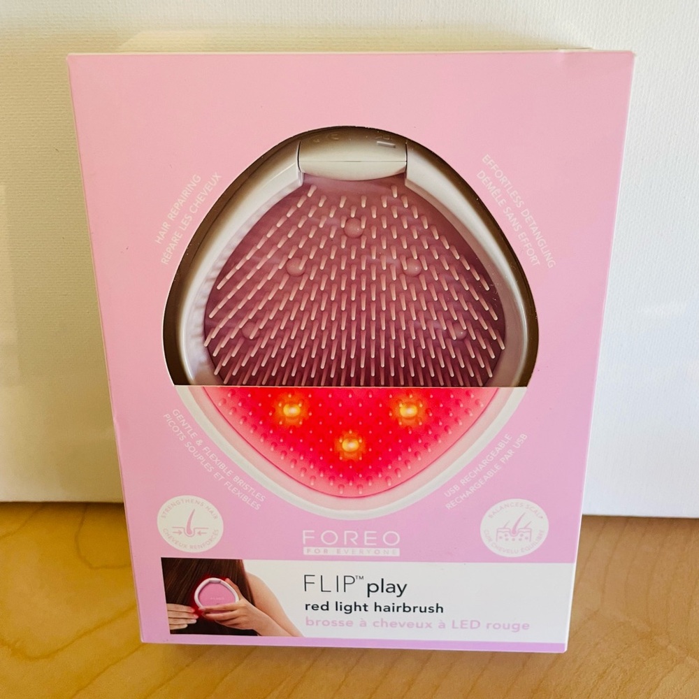 NWT FOREO For Everyone Flip Play Red Light LED Hairbrush